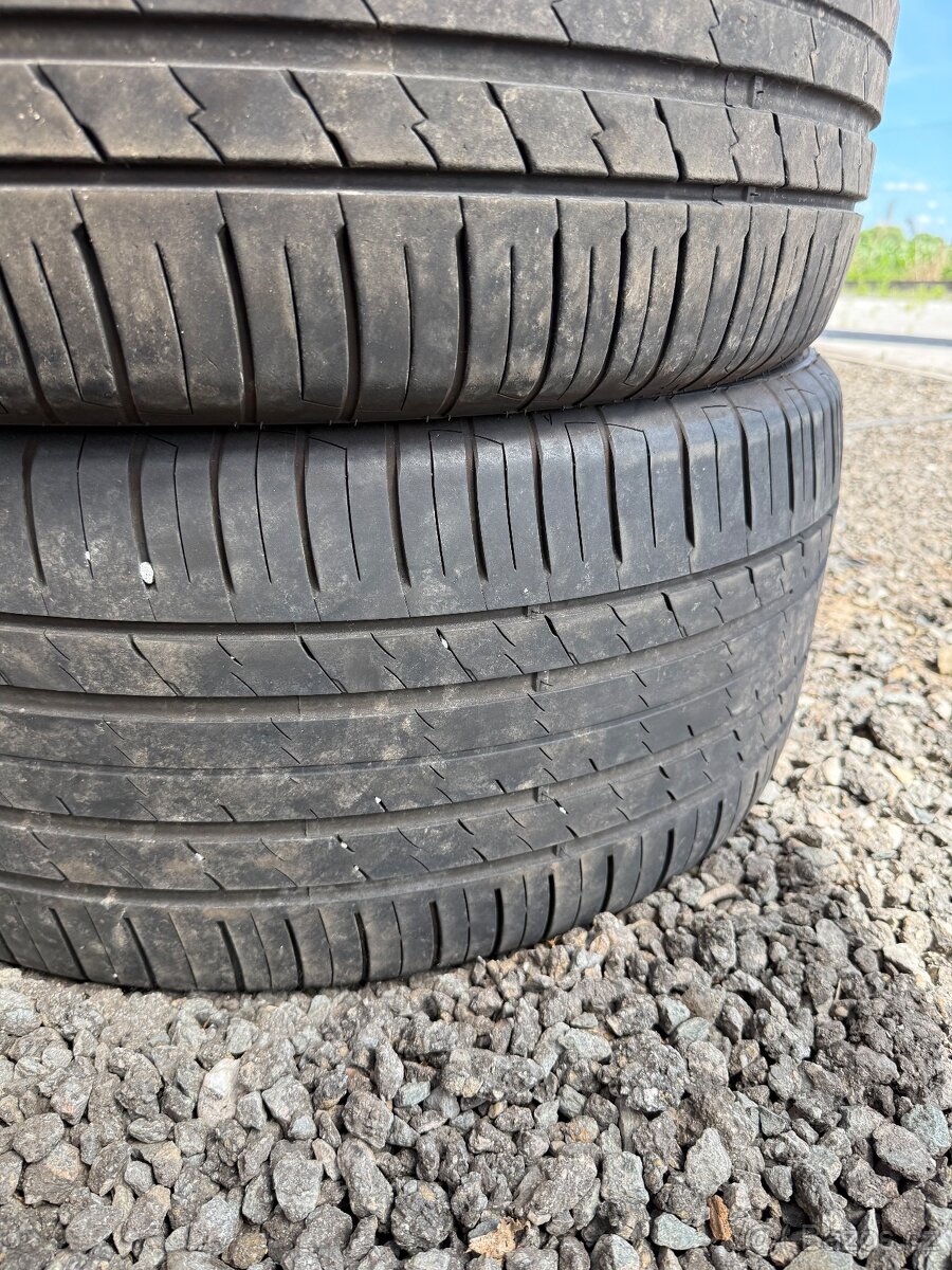 Prodám pneu 295 45 20 - 5