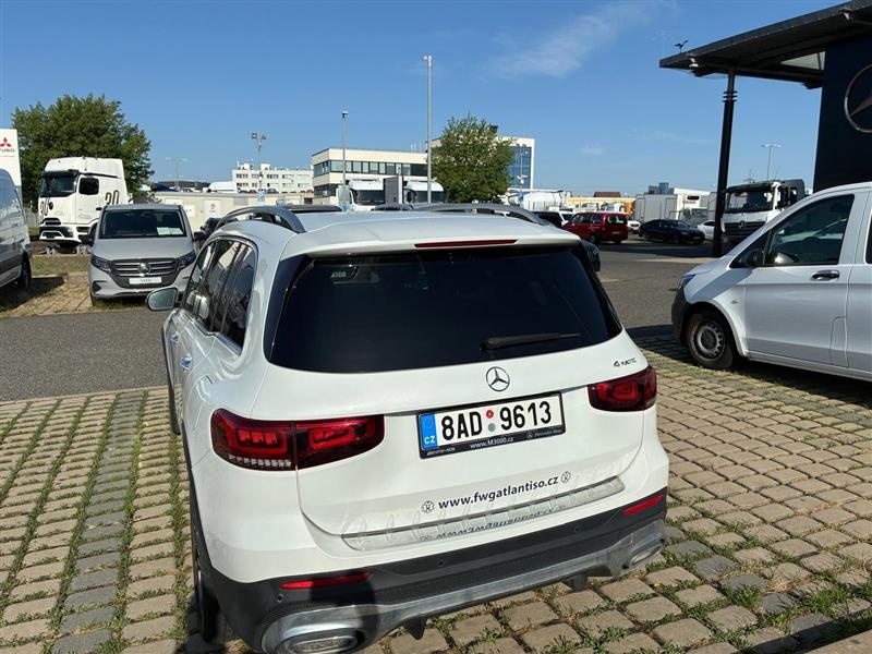 Mercedes-Benz GLB 220d 4MATIC - 5
