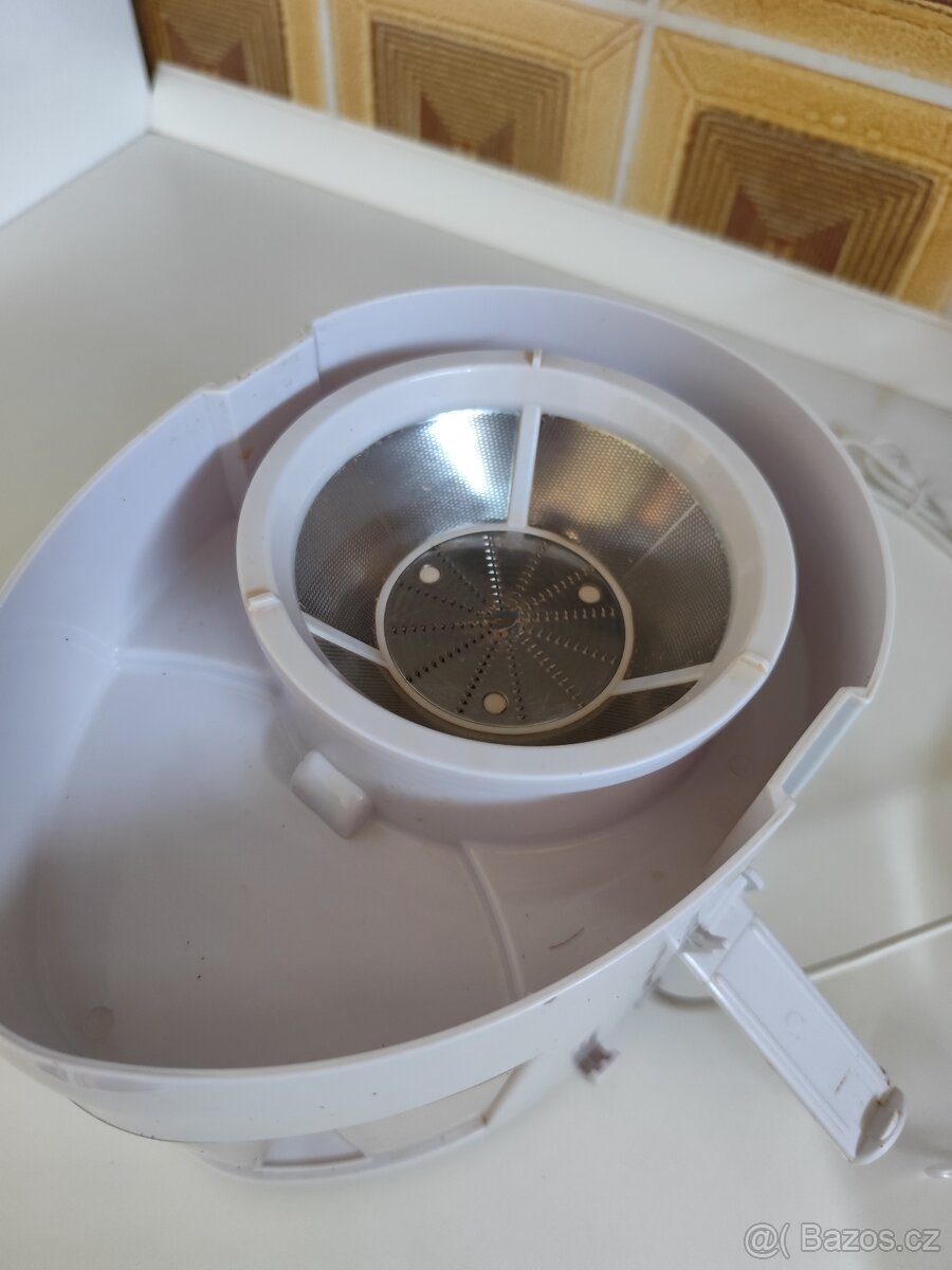 Odšťavovač CLATRONIC - 5