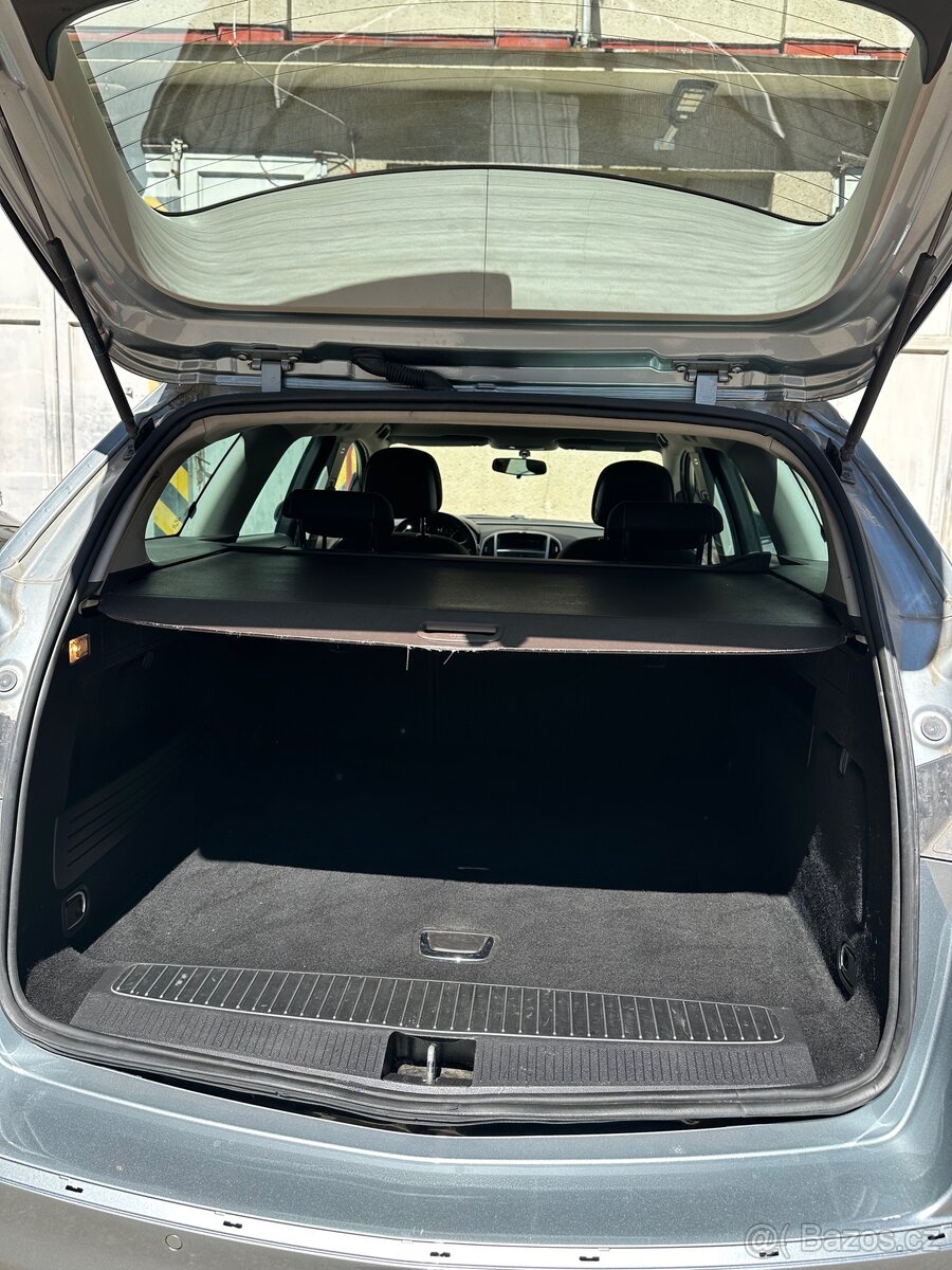 Opel Astra J 1.4 74kw 2011 - 5