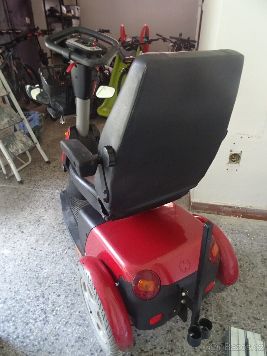 Tříkolový elektrický invalidní skútr TROPHY BOOSTER 6, 950W - 5