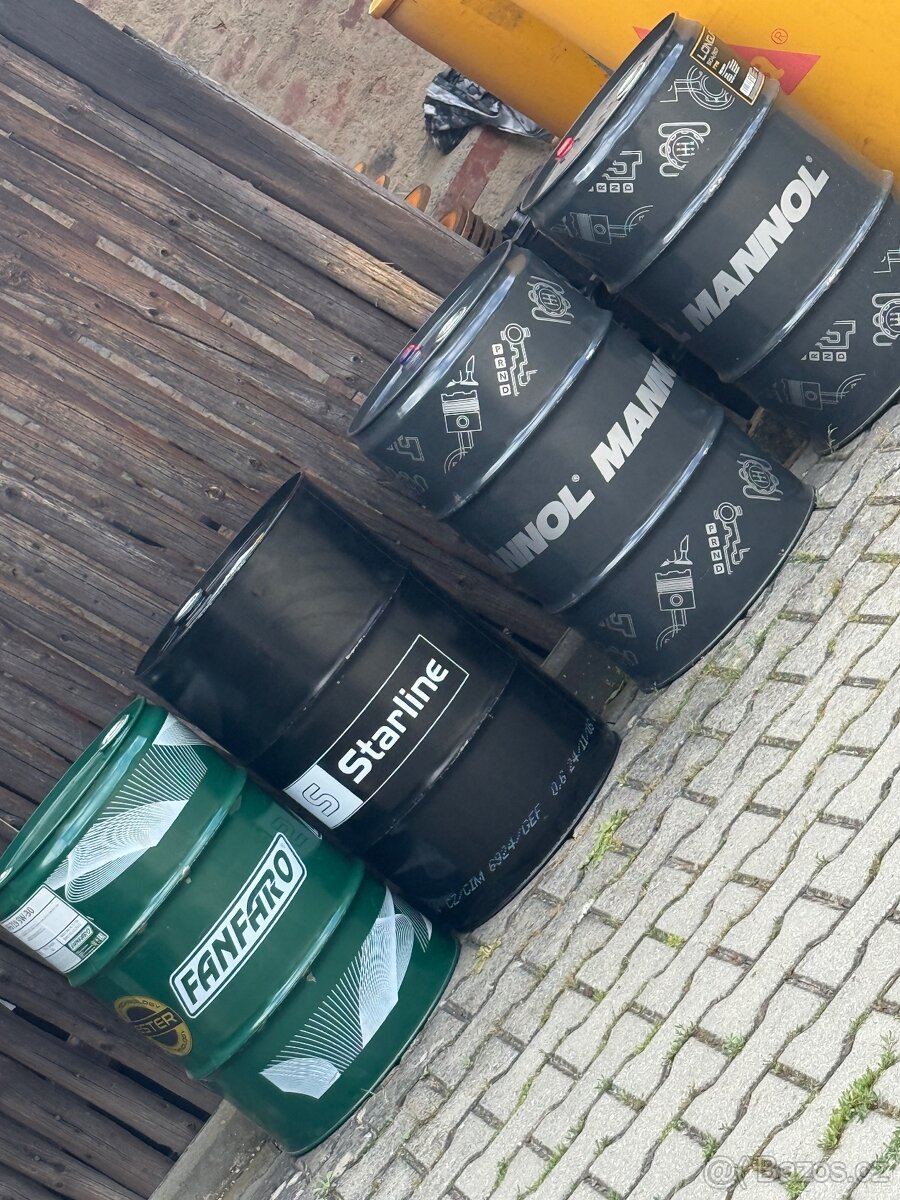 Plechové 60l sudy od nového oleje - 5