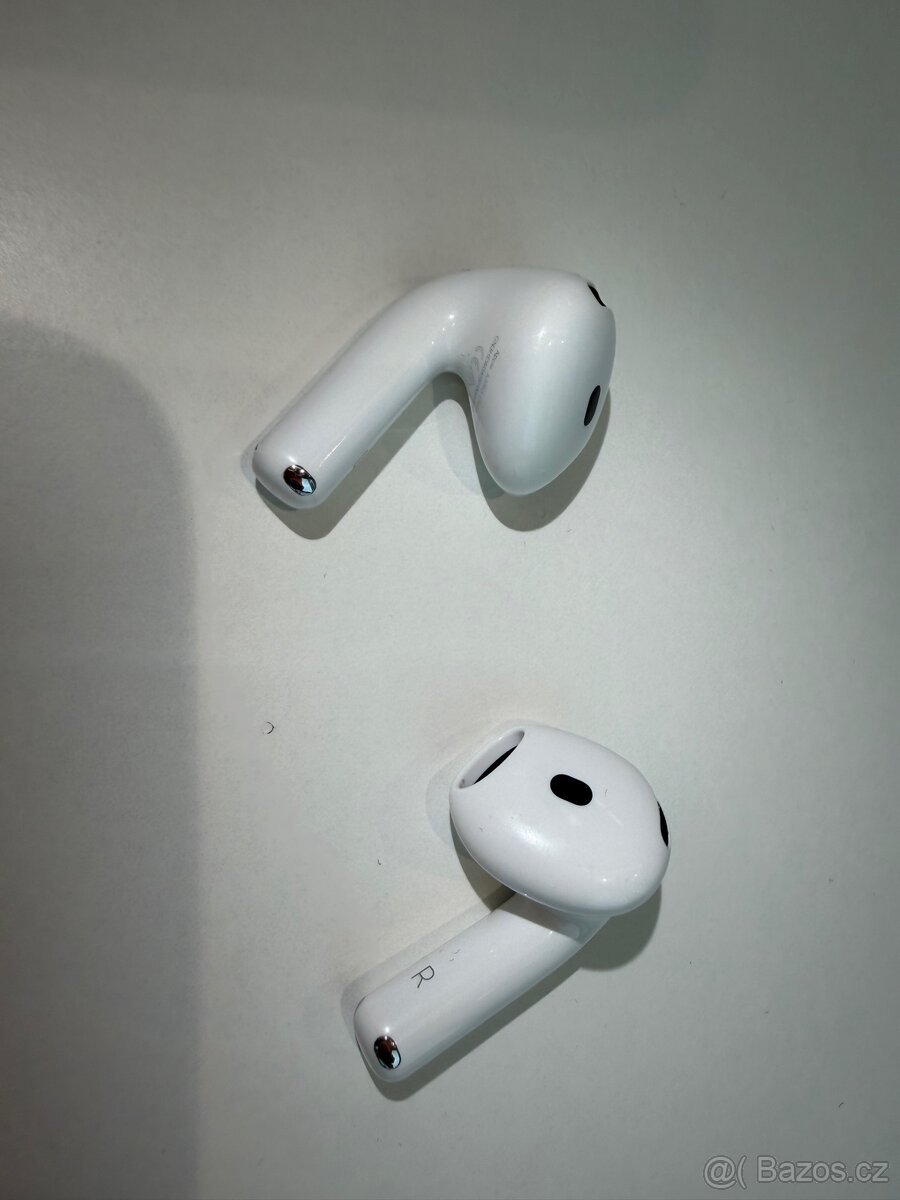 Prodám Apple AirPods 4 - 5