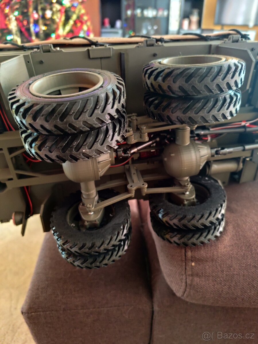 Praga V3S RC 1:10 - 5