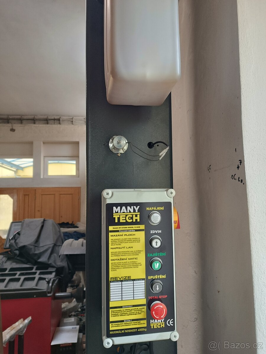 Dvousloupový zvedák 4t - 5