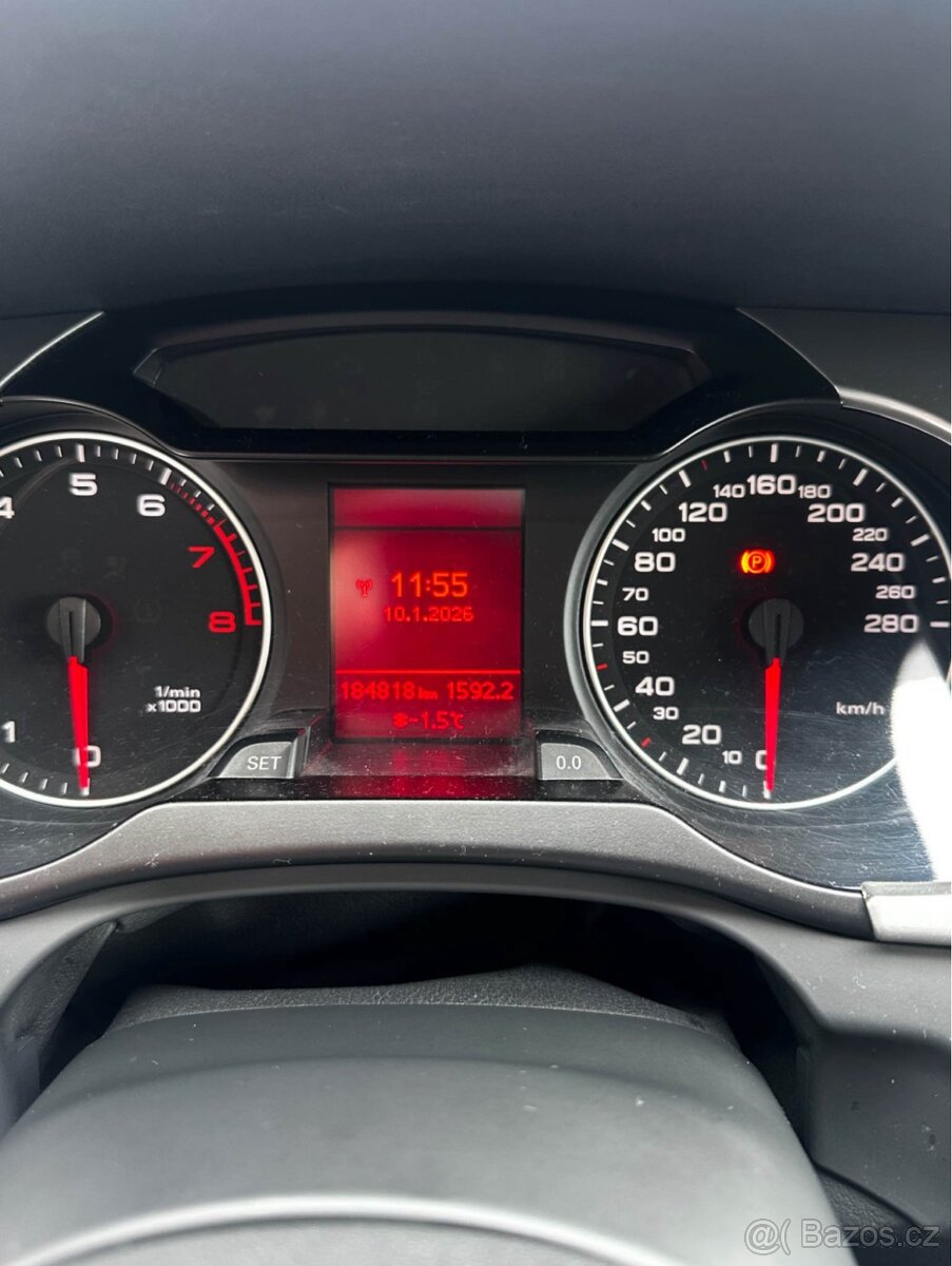 Audi A4 B8 S-line - 5