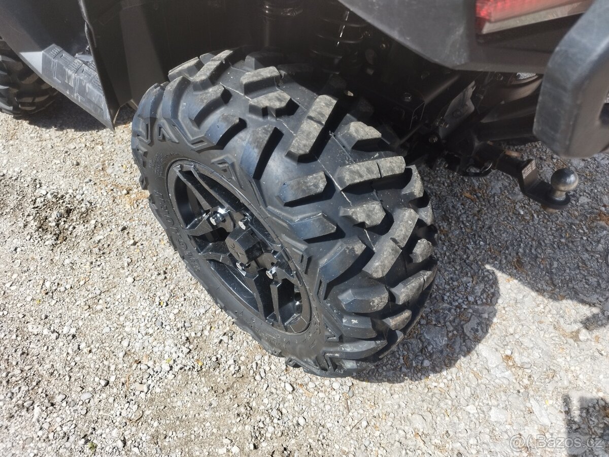 Polaris Sportsman 570 Black