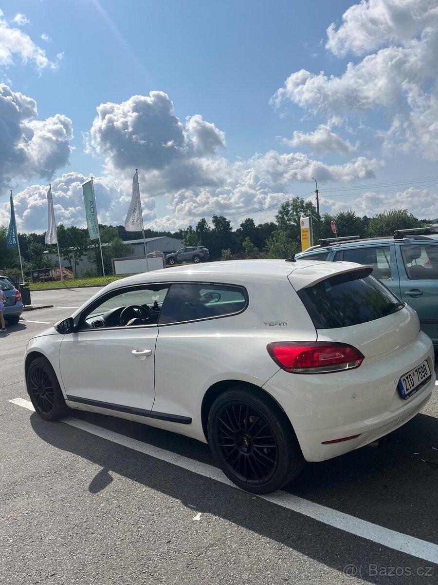 VW Scirocco 1.4 TSI, 90 kW, r.v. 2011 - 5