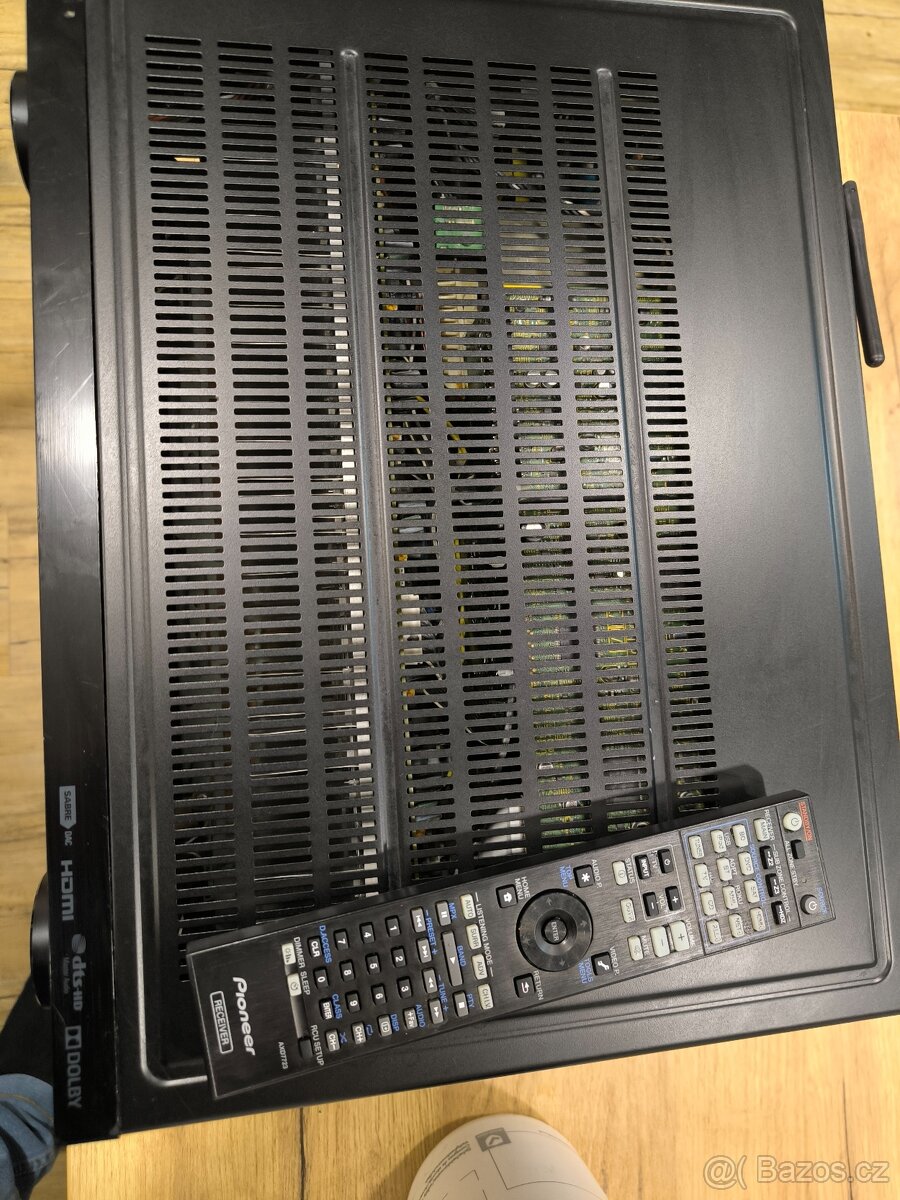 Pioneer VSX-930 AV Receiver - 5