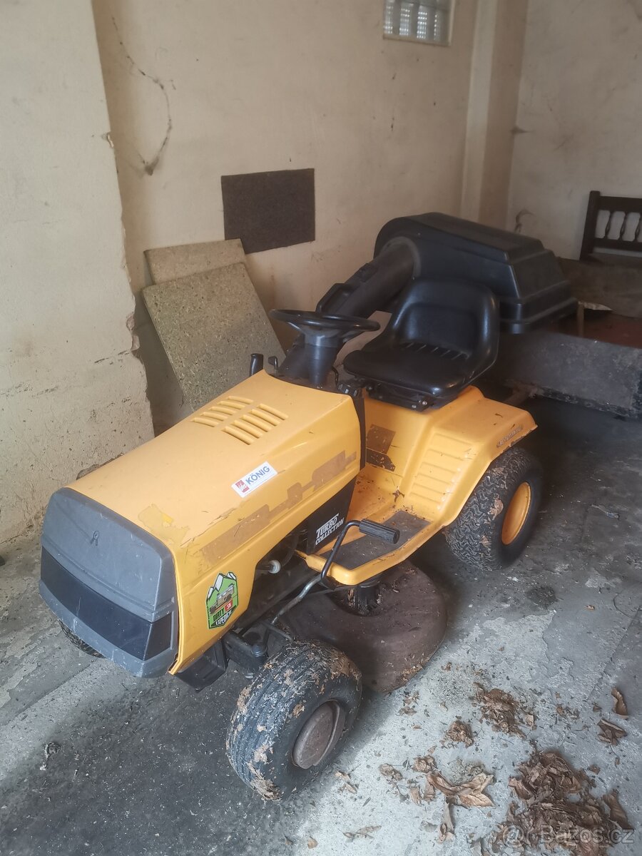 Prodám traktůrek na sekání s valníčkem - 5