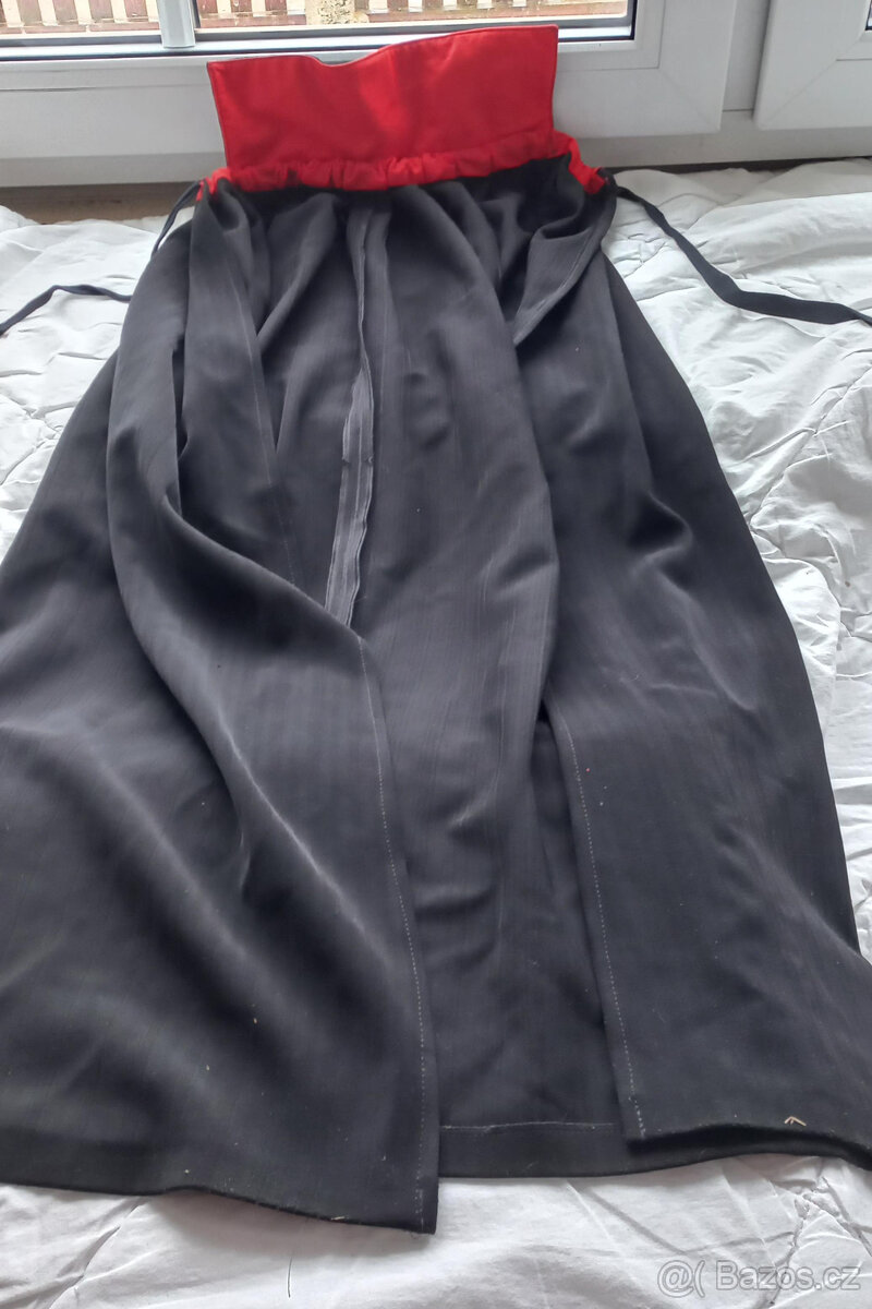 dětský kostým - plášt upír - 5