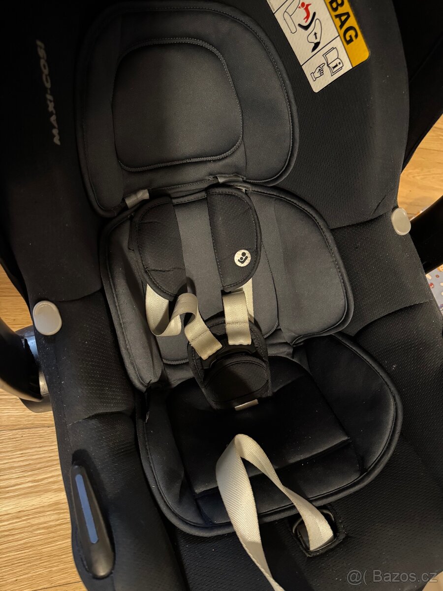 Maxi-Cosi CabrioFix i-Size - 2022 Black + základna ISOFIX - 5