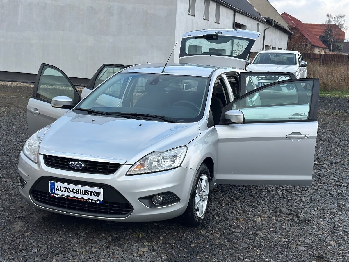 Ford Focus 1,6i 74KW VYHŘÍVANÉ PŘEDNÍ OKNO - 5