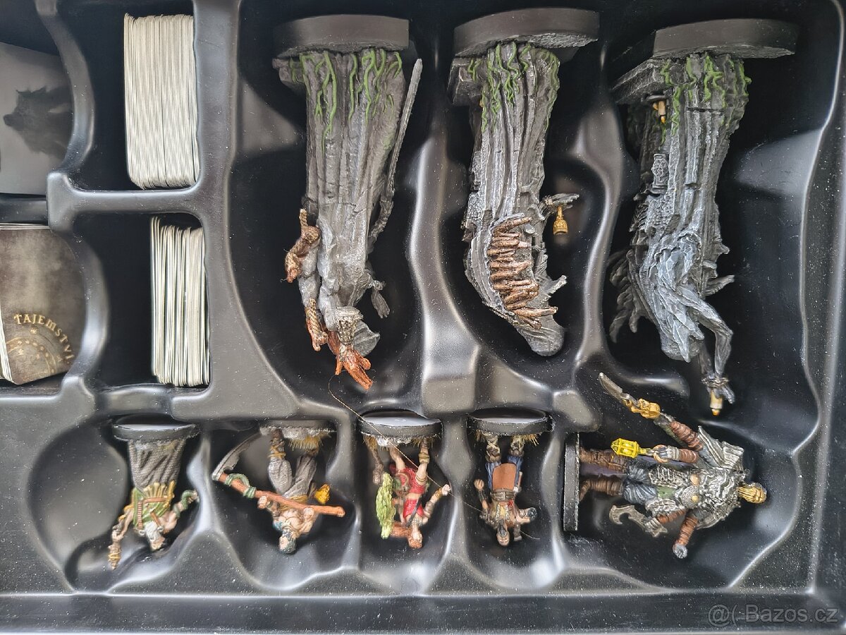 Prodám deskovou hru Tainted Grail - 5