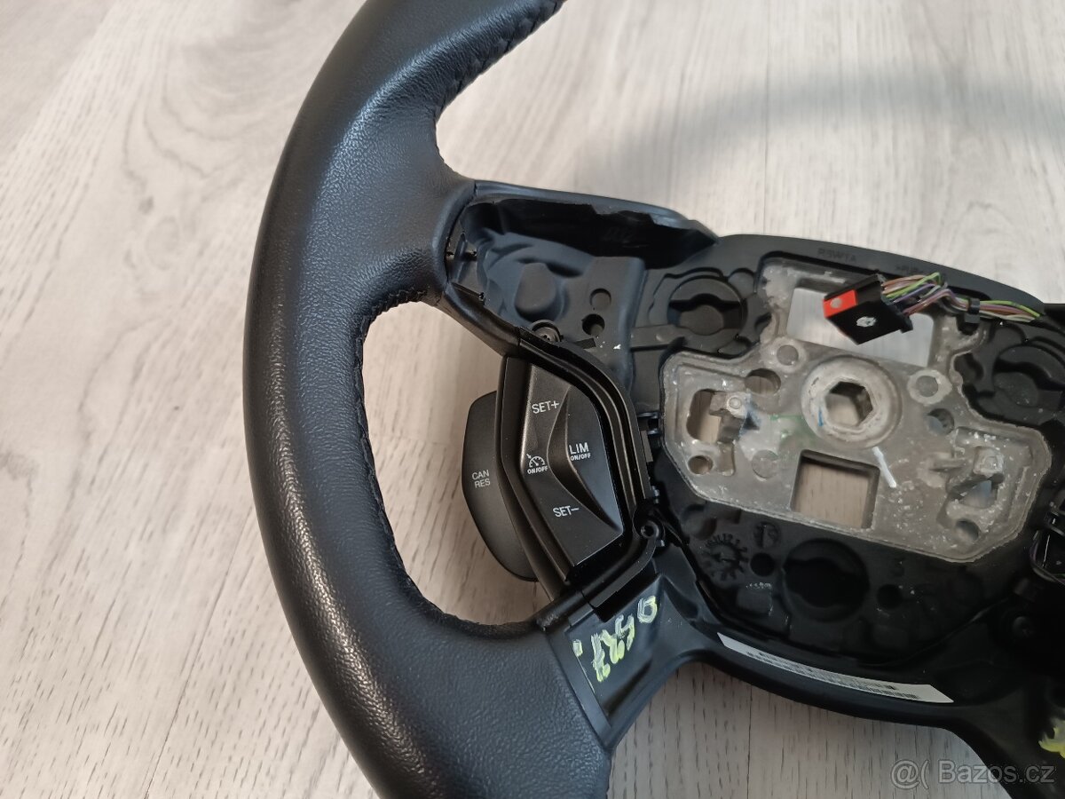 Volant Ford Focus mk3 s airbagem - 5