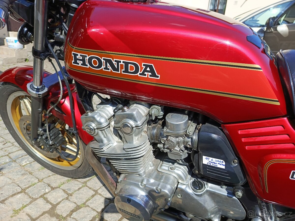 Honda RC04 cb750f - 5