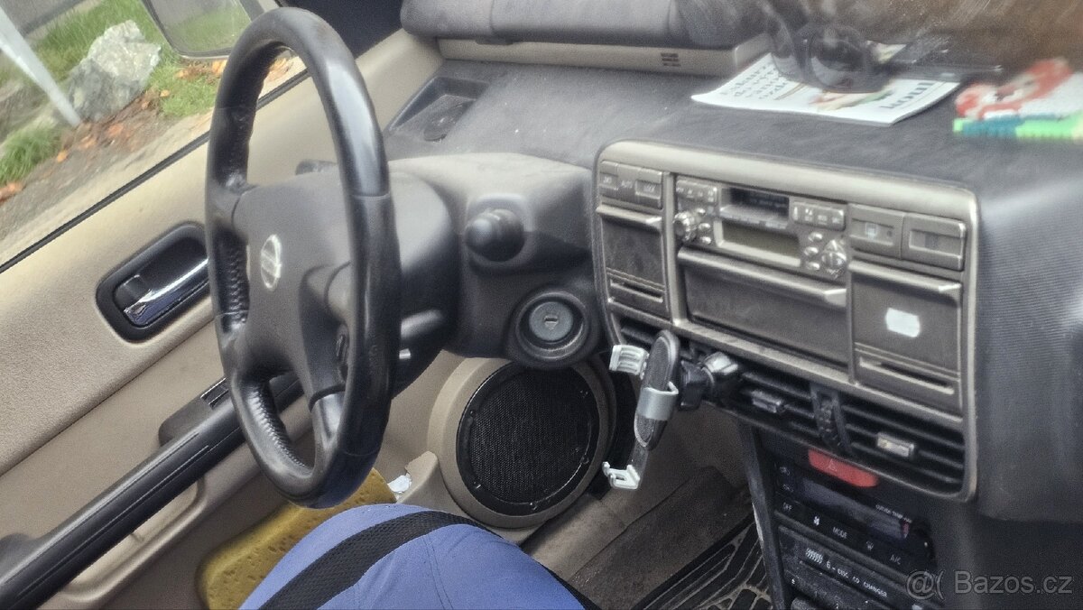 Nissan X-Trail T30, LPG, 2.5i benzin 121kW, 2003, 4x4 - 5