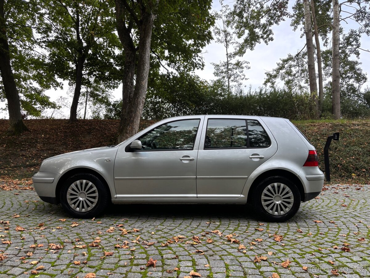 Volkswagen Golf IV - 5