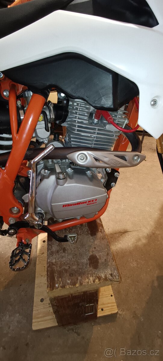 Pitbike Minirocket 250