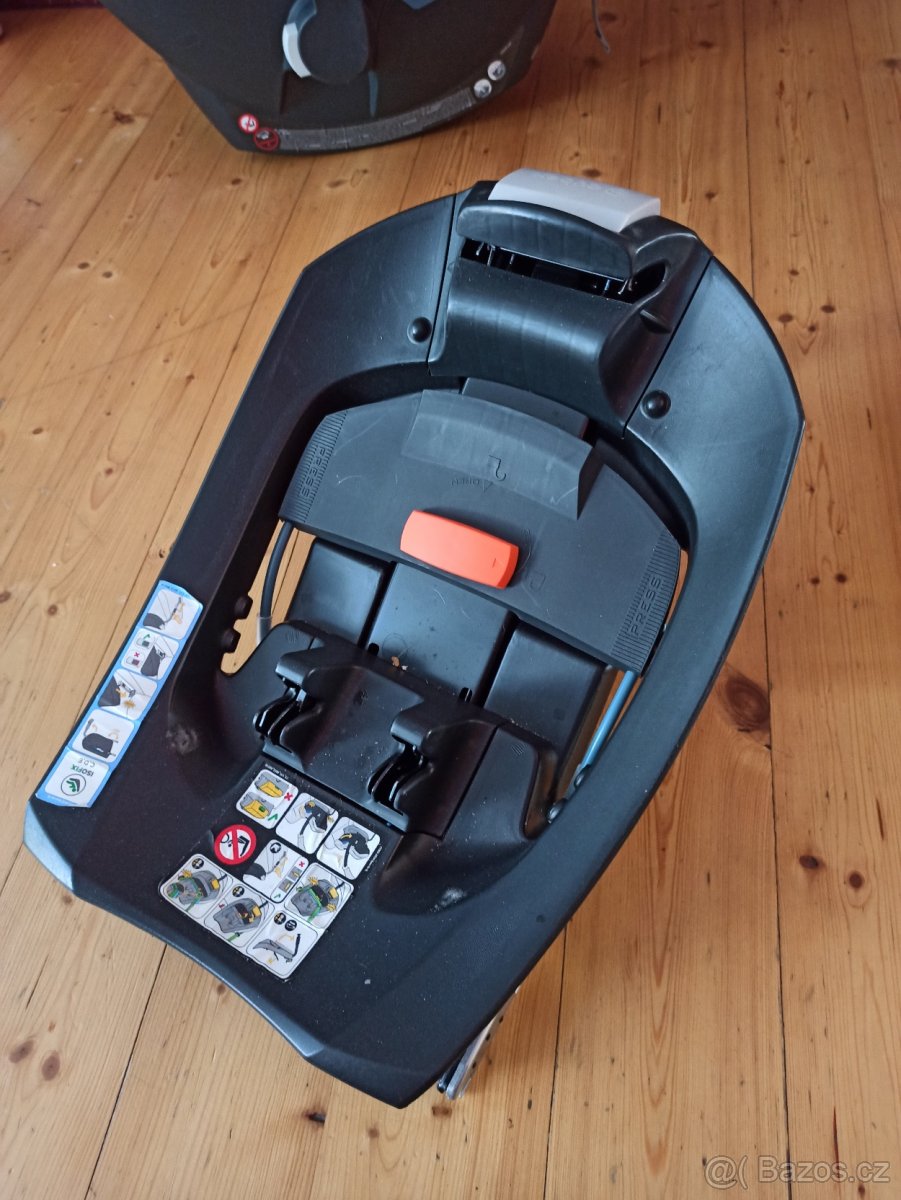 Autosedačka Cybex a základna s Isofix - 5