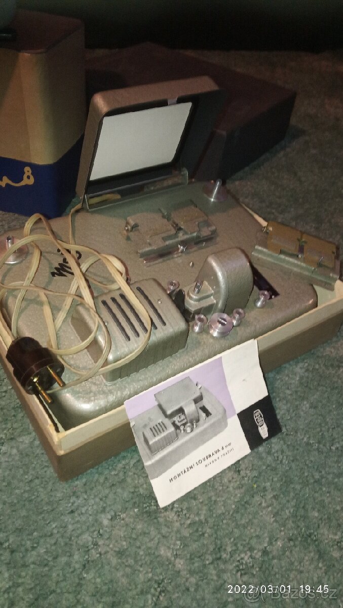 Kamera 8mm s příslušenstvím - 5