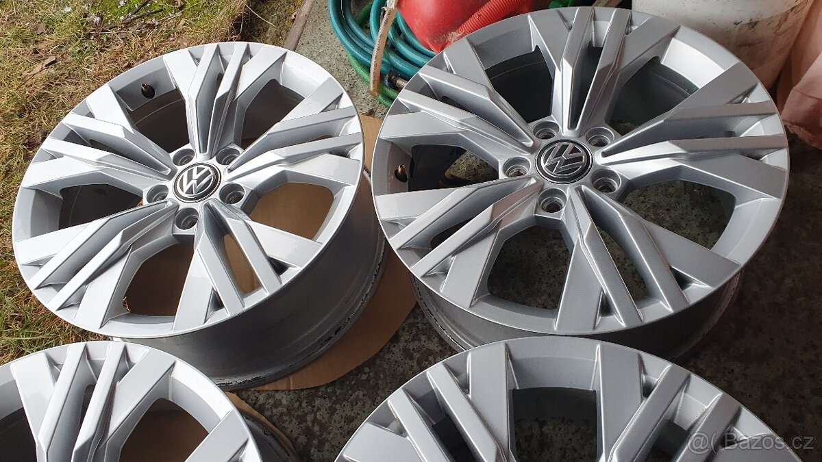 17" VW Stavanger 5x112 na Passat Golf - 5