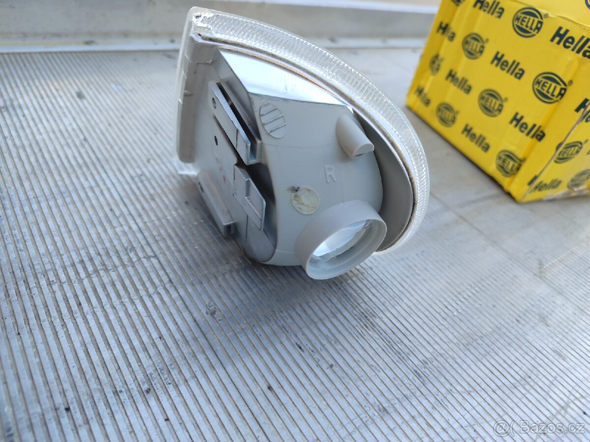 Pravý blinkr Felicia - 5