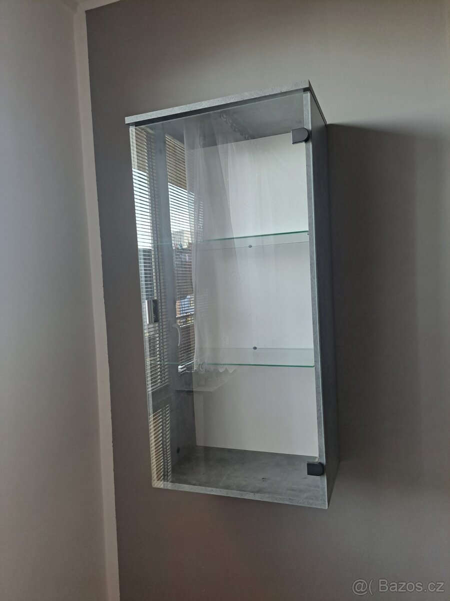 Obývací stěna a konferenční stůl - 5