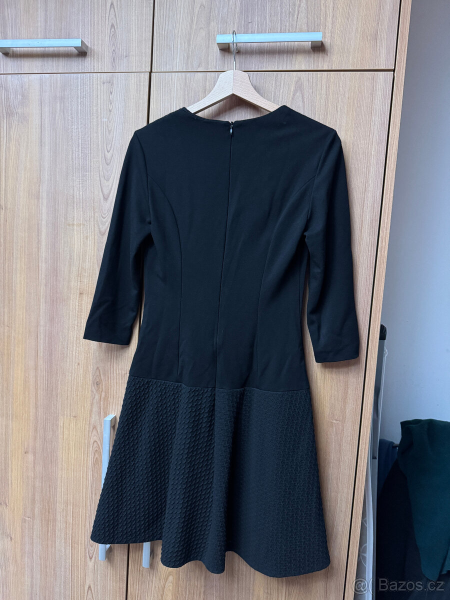 Hugo Boss černé šaty S - 5