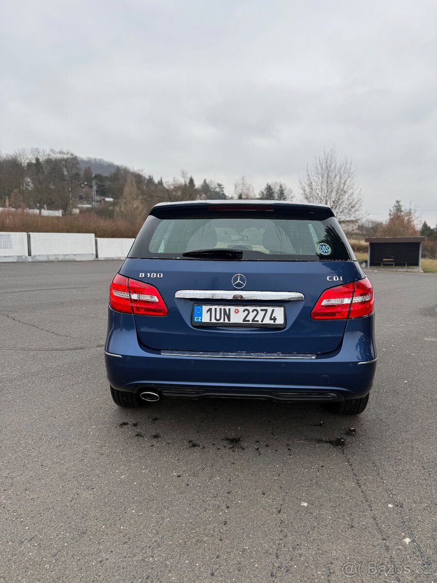 MB class B 1.8 cdi 2012 - 5