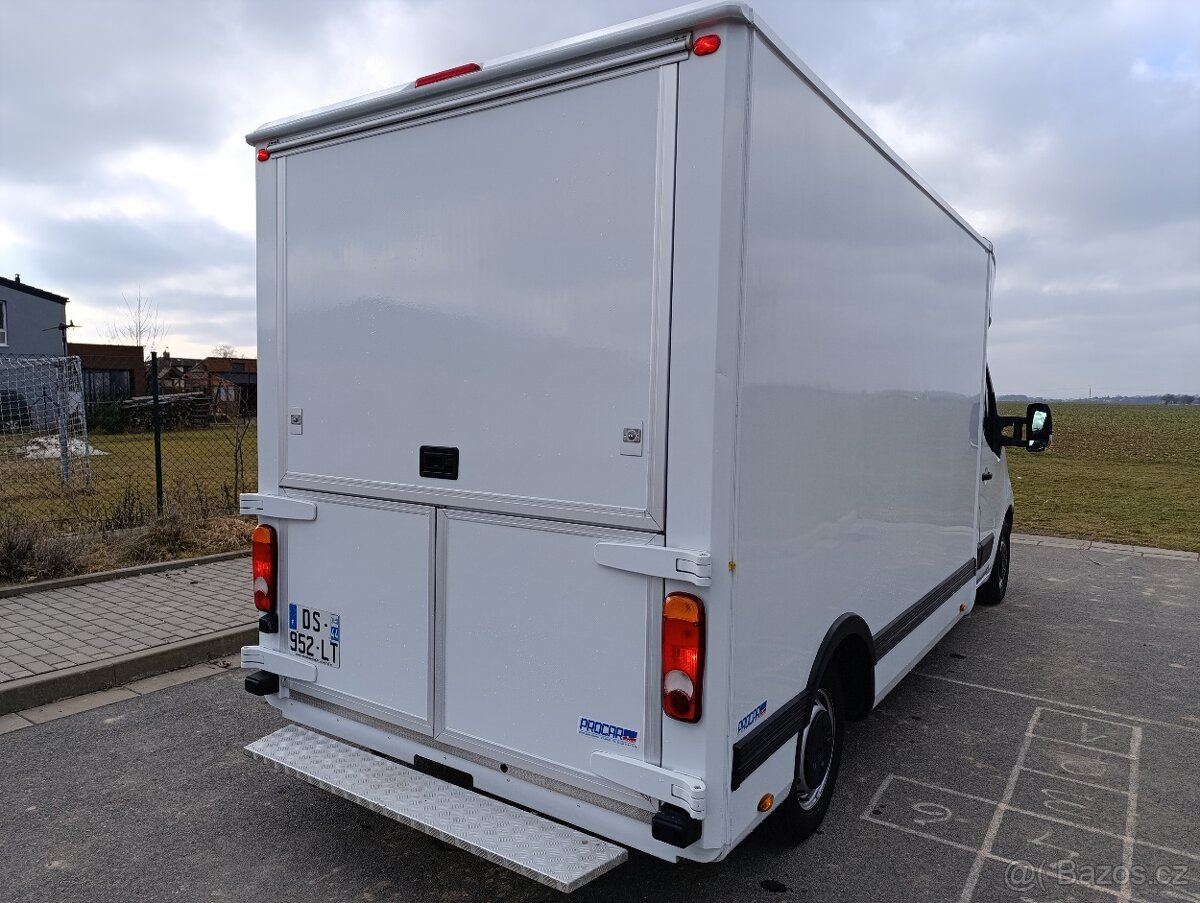 Renault master pojízdná prodejna. - 5