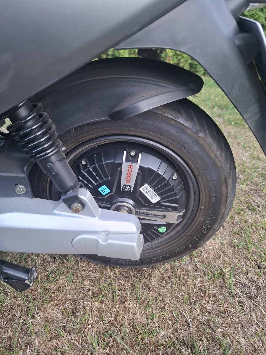 Prodám elektrického skútra - 5