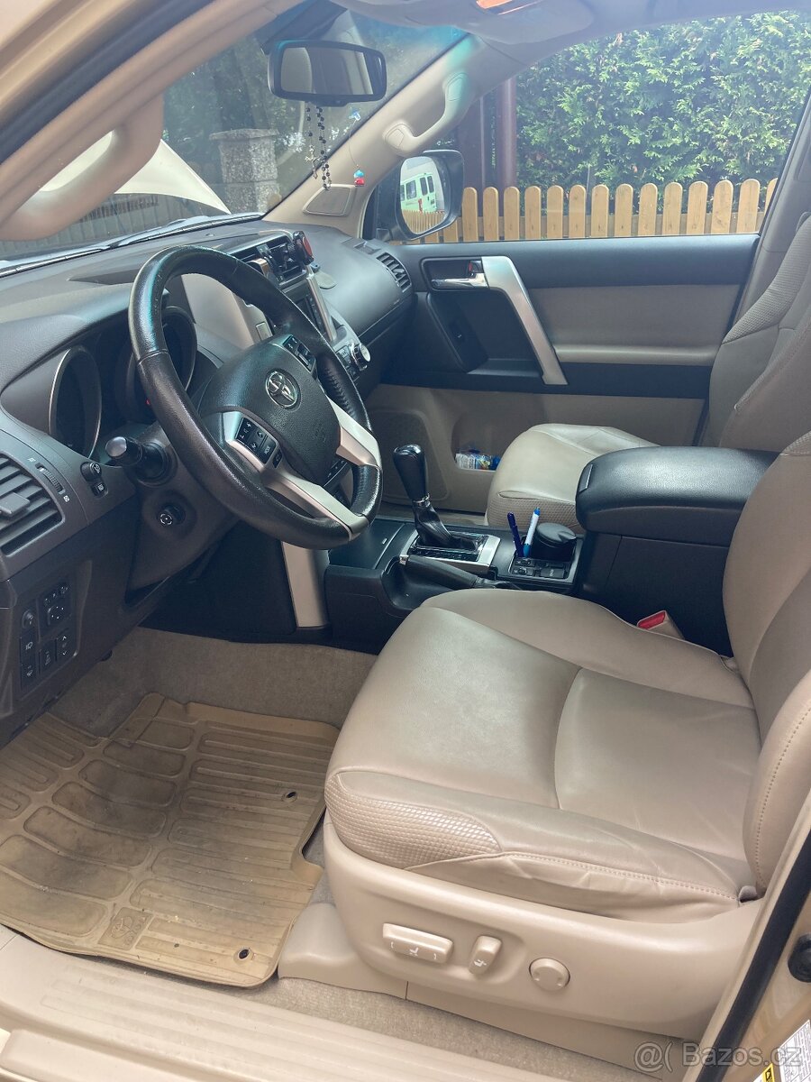 Toyota Land Cruiser TOP stav 82tis KM