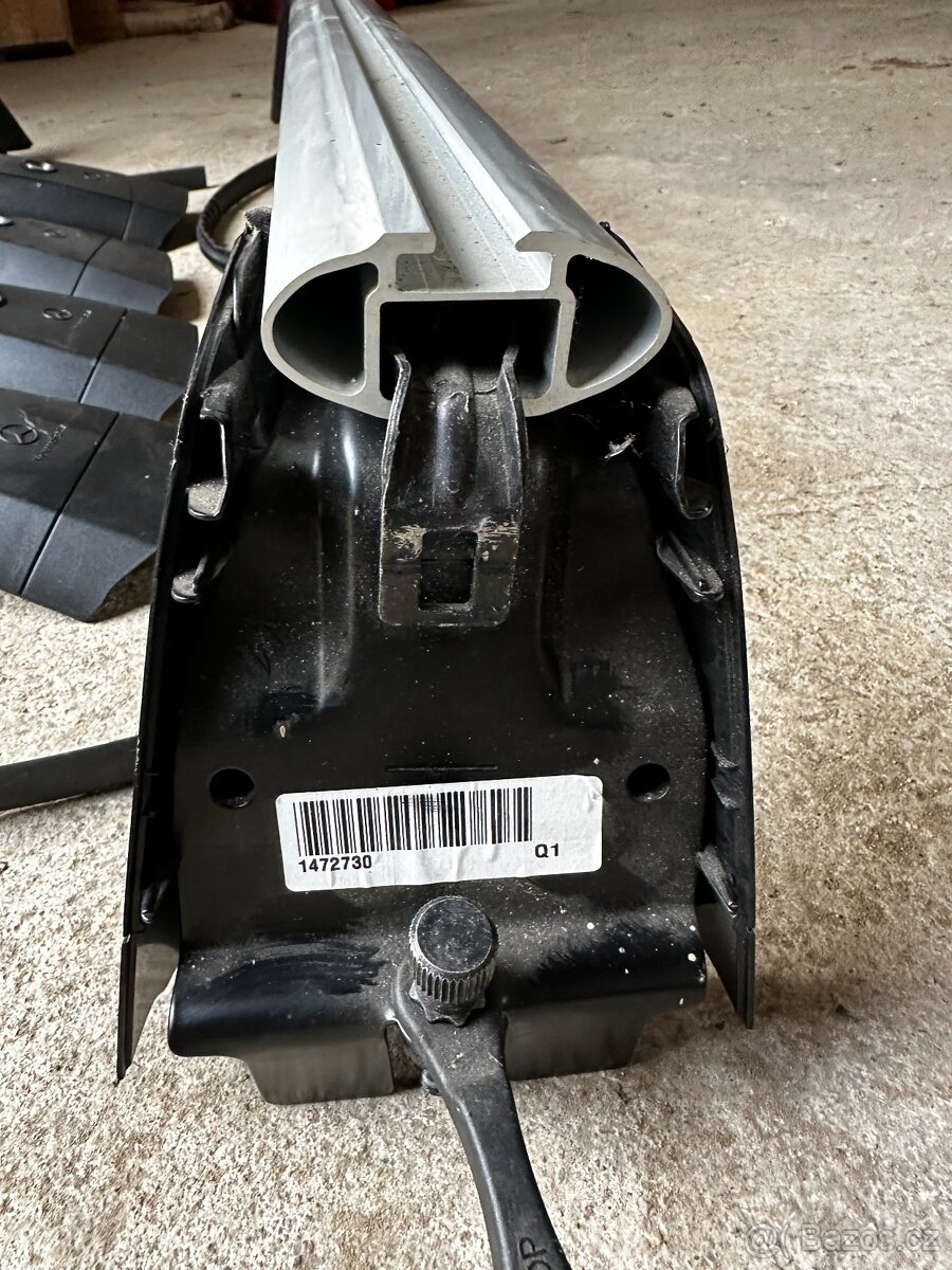 Střešní nosič Mercedes E W 212 Příčníky - 5