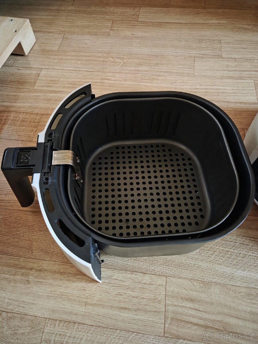 ETA Horkovzdušná fritéza - 5