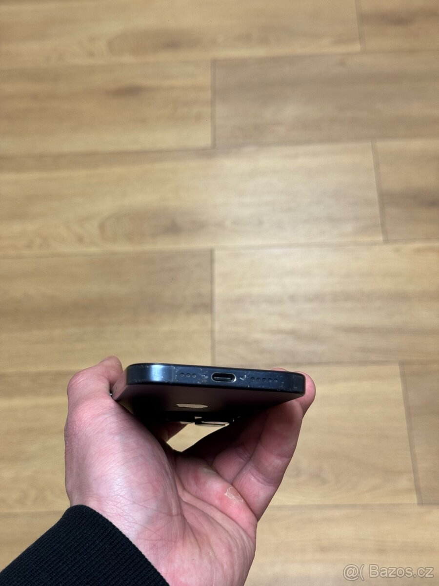 iPhone 15 Pro 128 GB Modrý Titan - 5