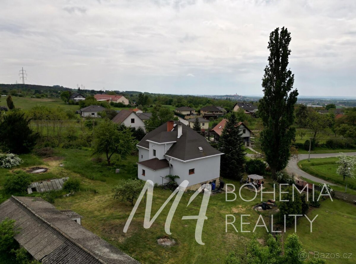Prodej rodinného domu s velkou zahradou 2.302 m2. Mělník - V - 5