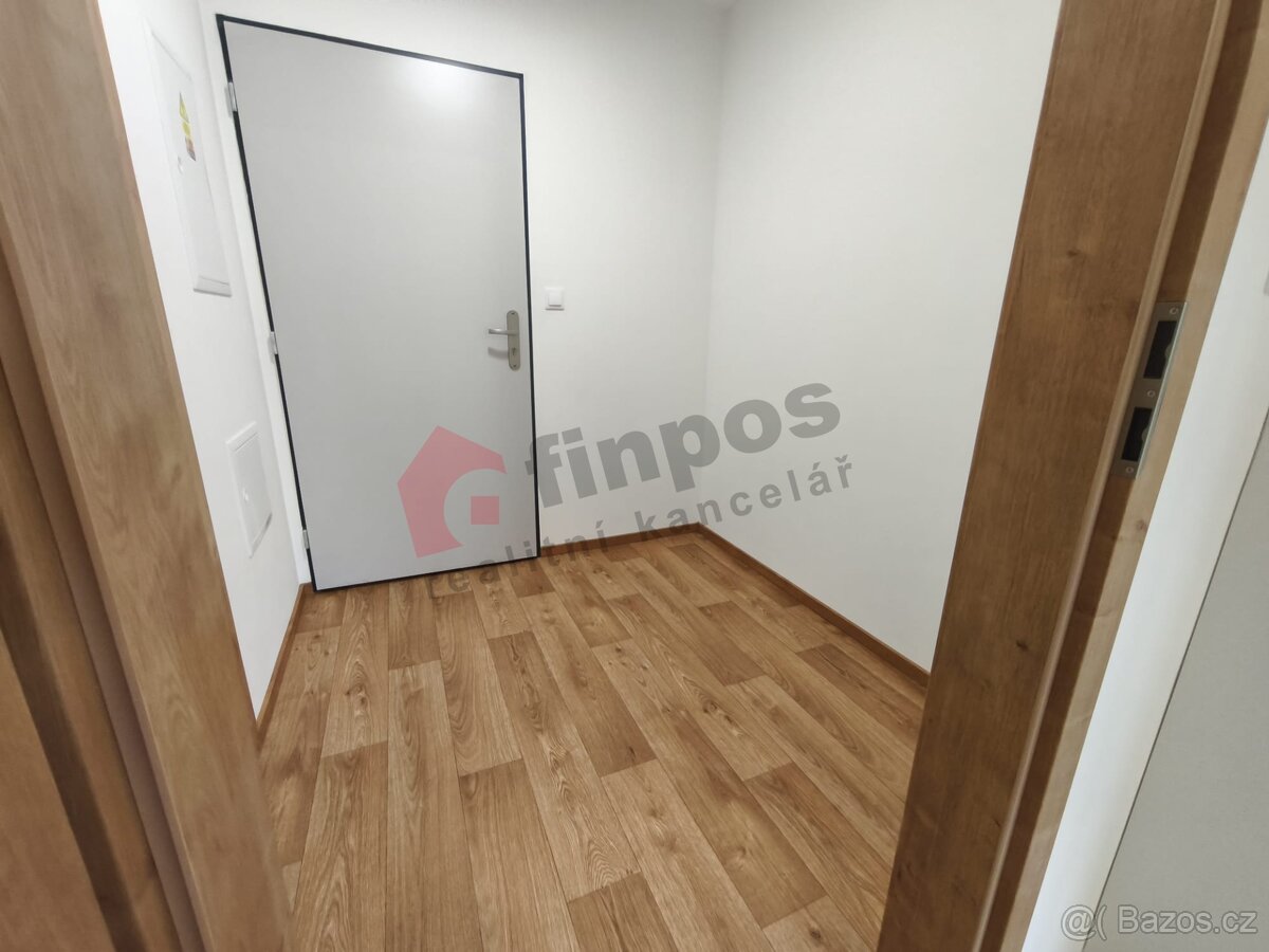 Pronájem bytu 1+kk 29 m2 ve Ždánicích, okr. Hodonín - 5