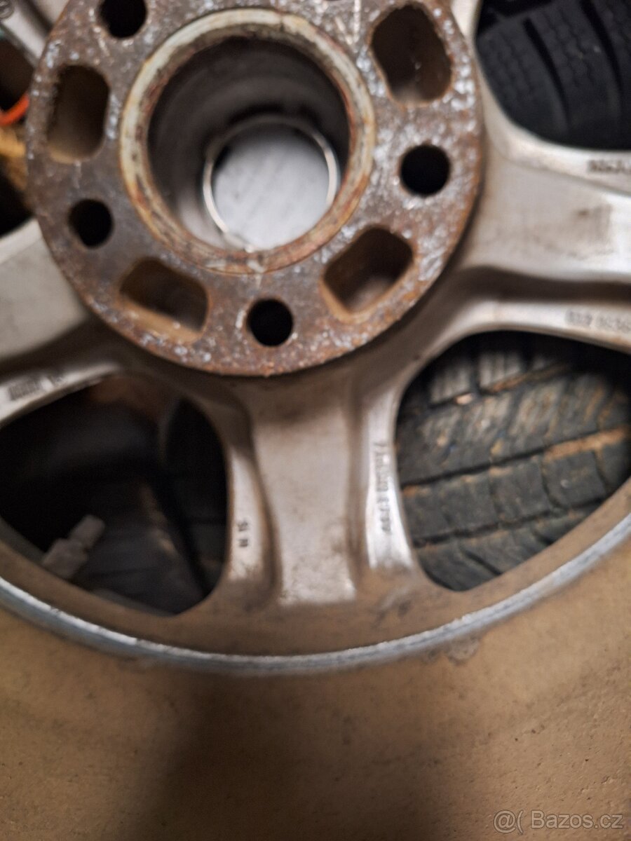 Kola 5x114,3 + pneu 215/70 R15 Zimní pneumatiky. - 5