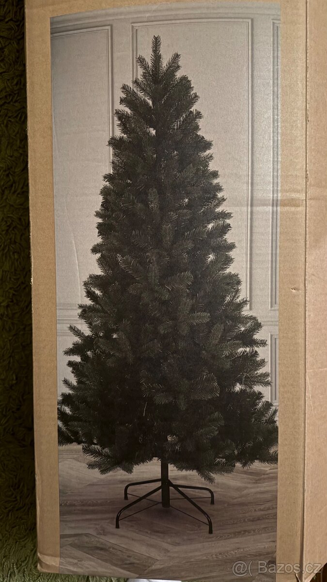 Vánoční stromek 180cm, včetně LED osvětlení, pěkný. - 5