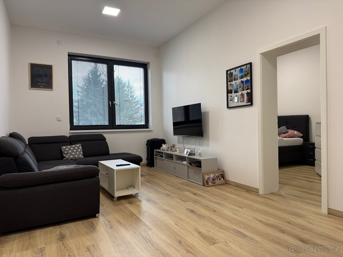 Pronájem moderního bytu 3+kk, Slušovice, ul. Dostihová. - 5