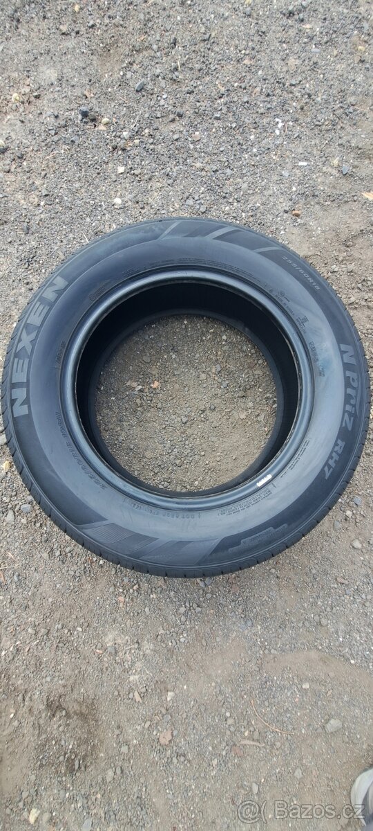 Letní pneu Nexen 255 60 R18 - 5