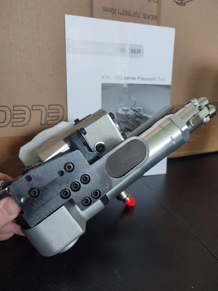 Nová pneumatická páskovačka - 5