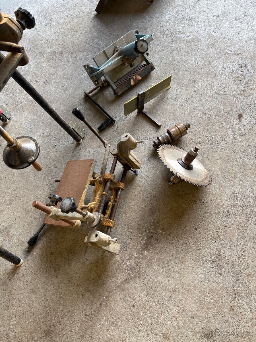 Kombinovaný stroj MS250 - 5