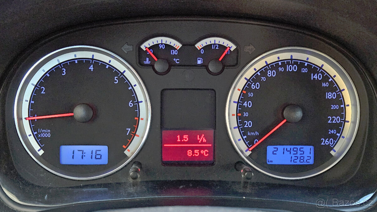 VW Golf 4 Variant, 1.6, 77 kW, benzín, klimatronic - 5