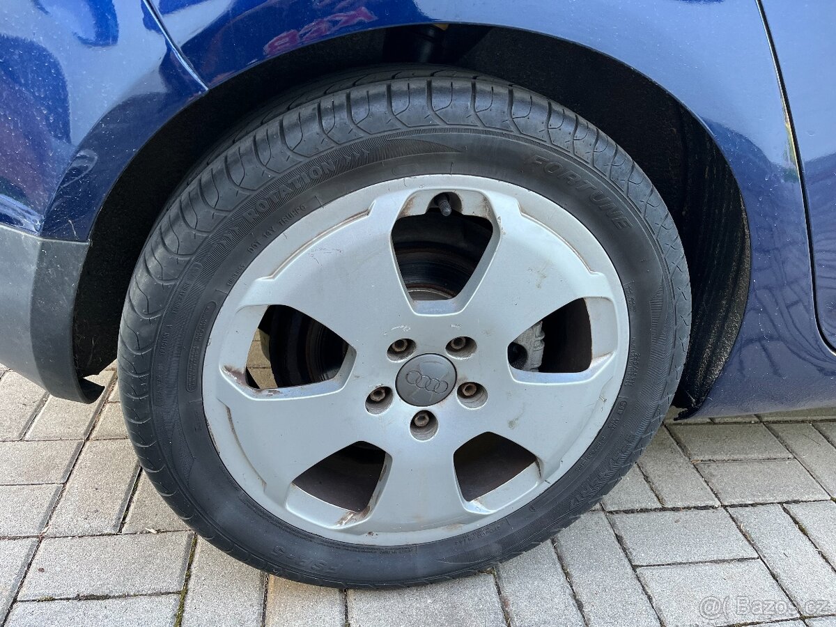 4x alu disky audi 5x112 R17, letní pneu 50% - 5