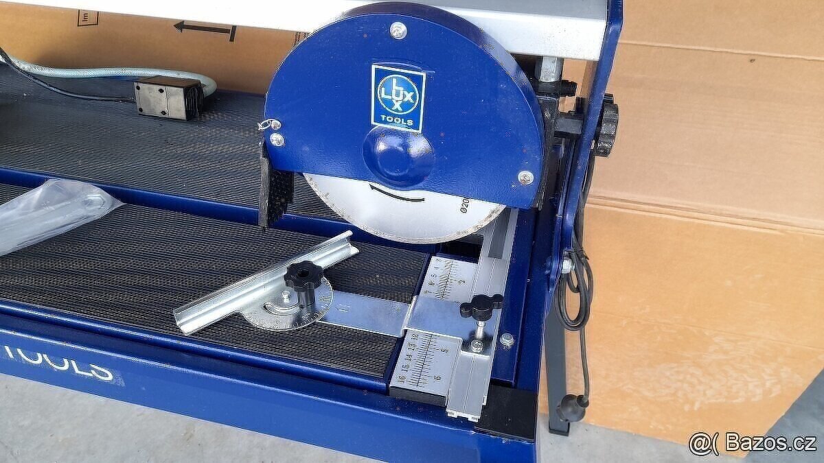 Elektrická radiální řezačka obkladů a dlažby Lux Tools FSM 2 - 5