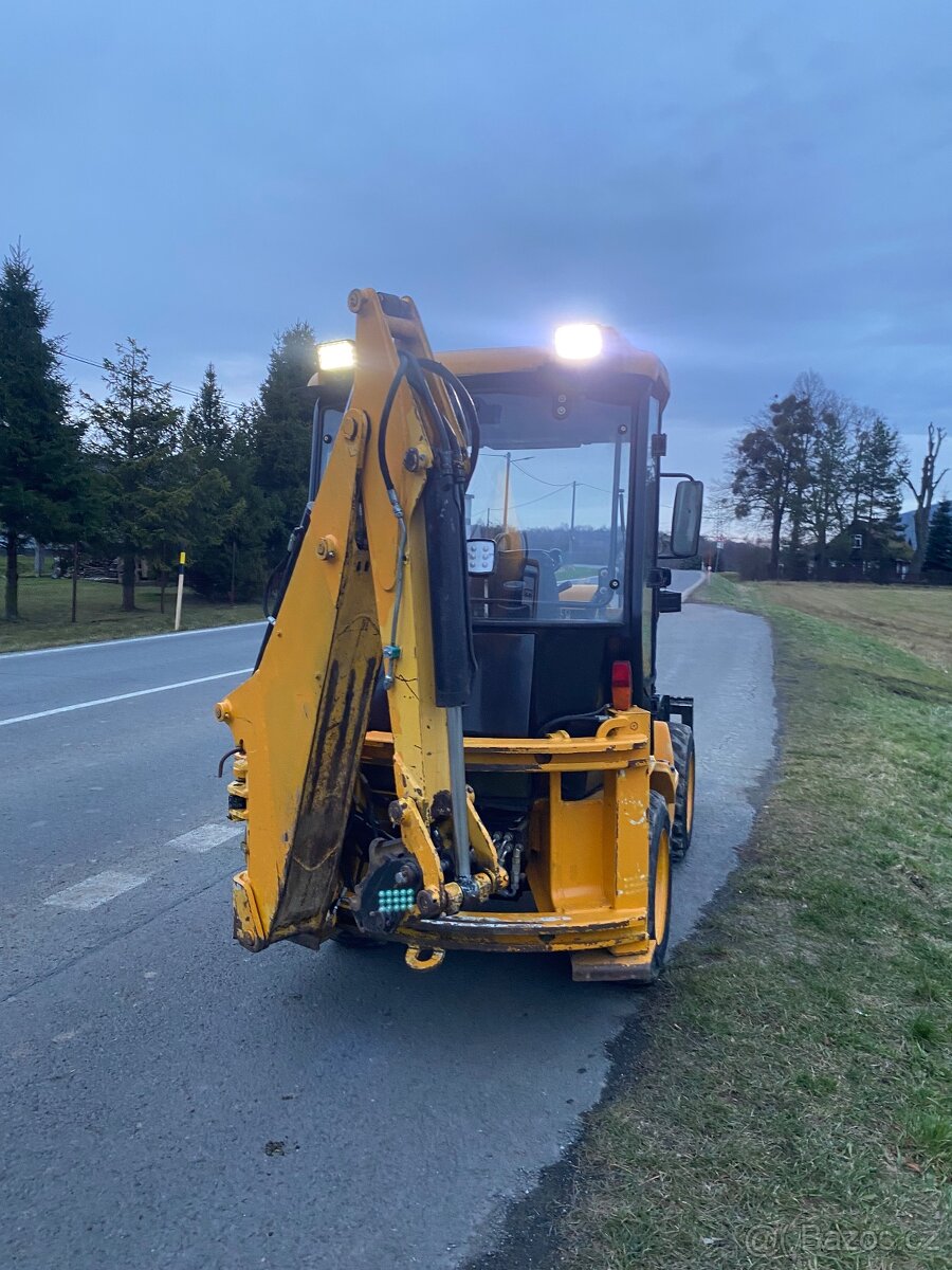 Traktorbagr palazzani pb 30 - 5