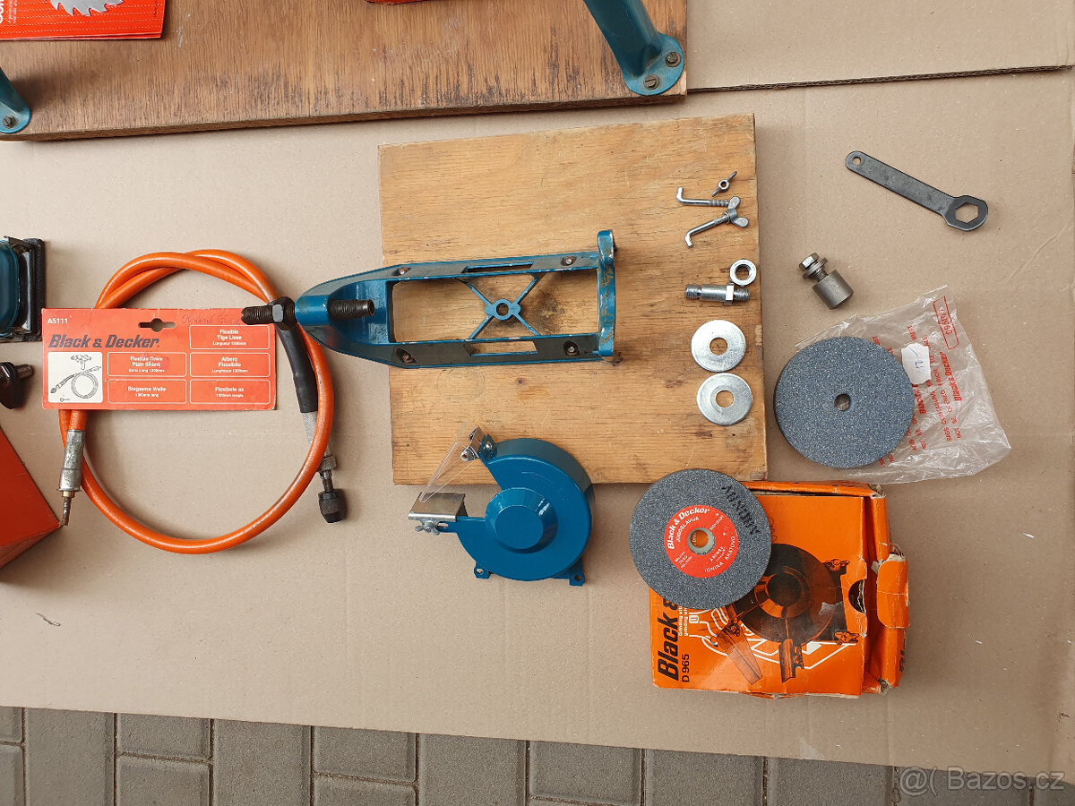 vrtačka B+D s příslušenstvím , původní balení - 5