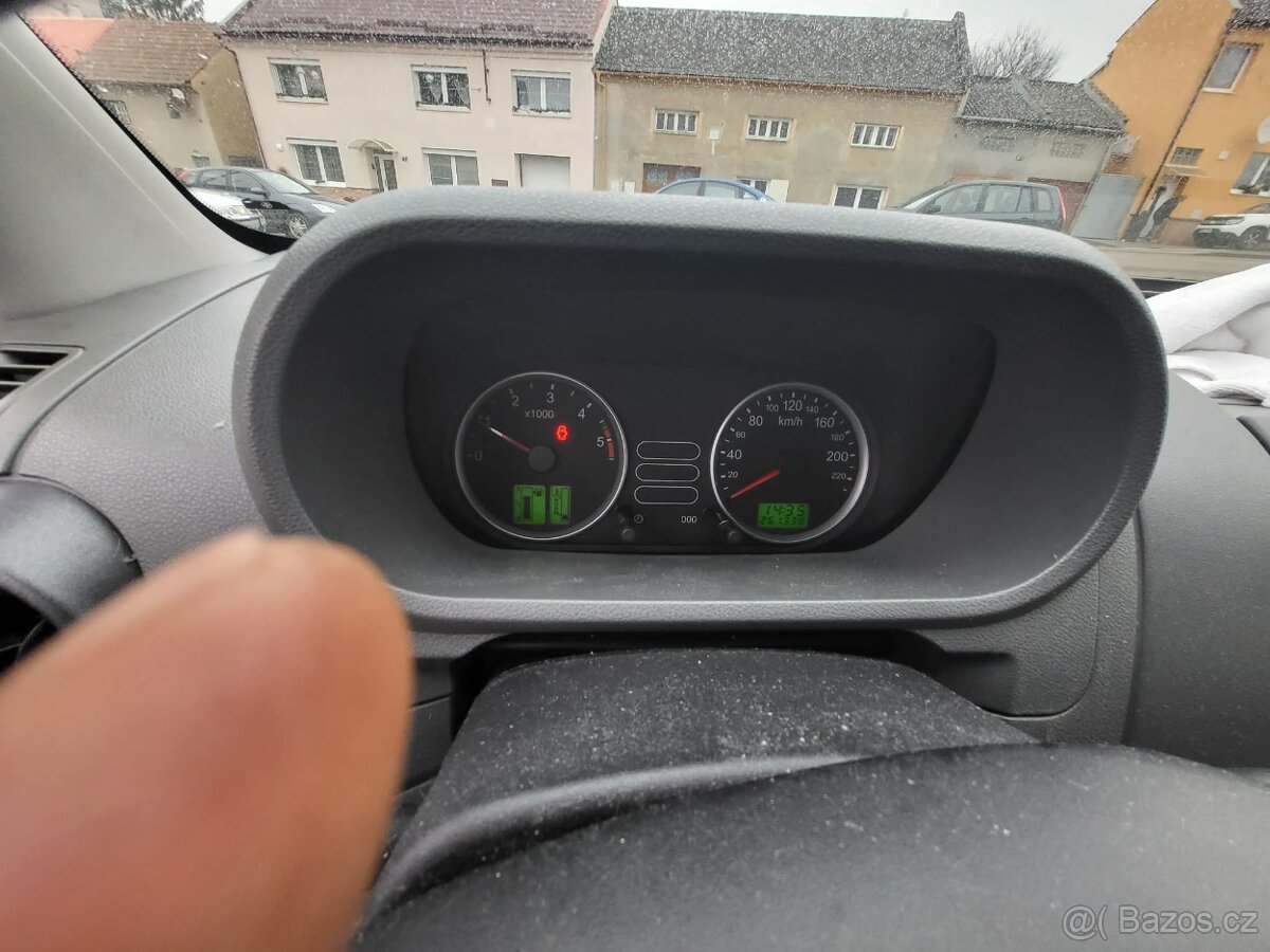 Ford Fusion 1.4 TDCI - 5